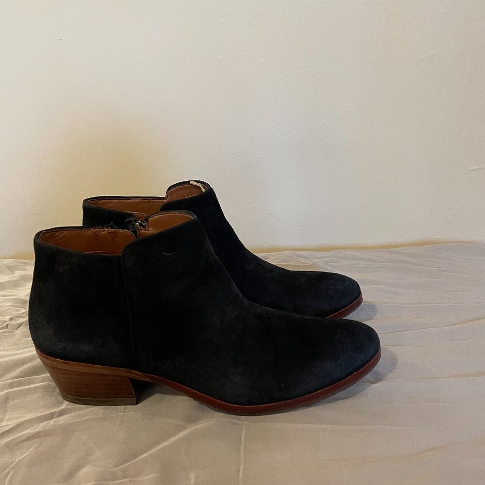 Sam Edelman Black Suede Booties Size 9